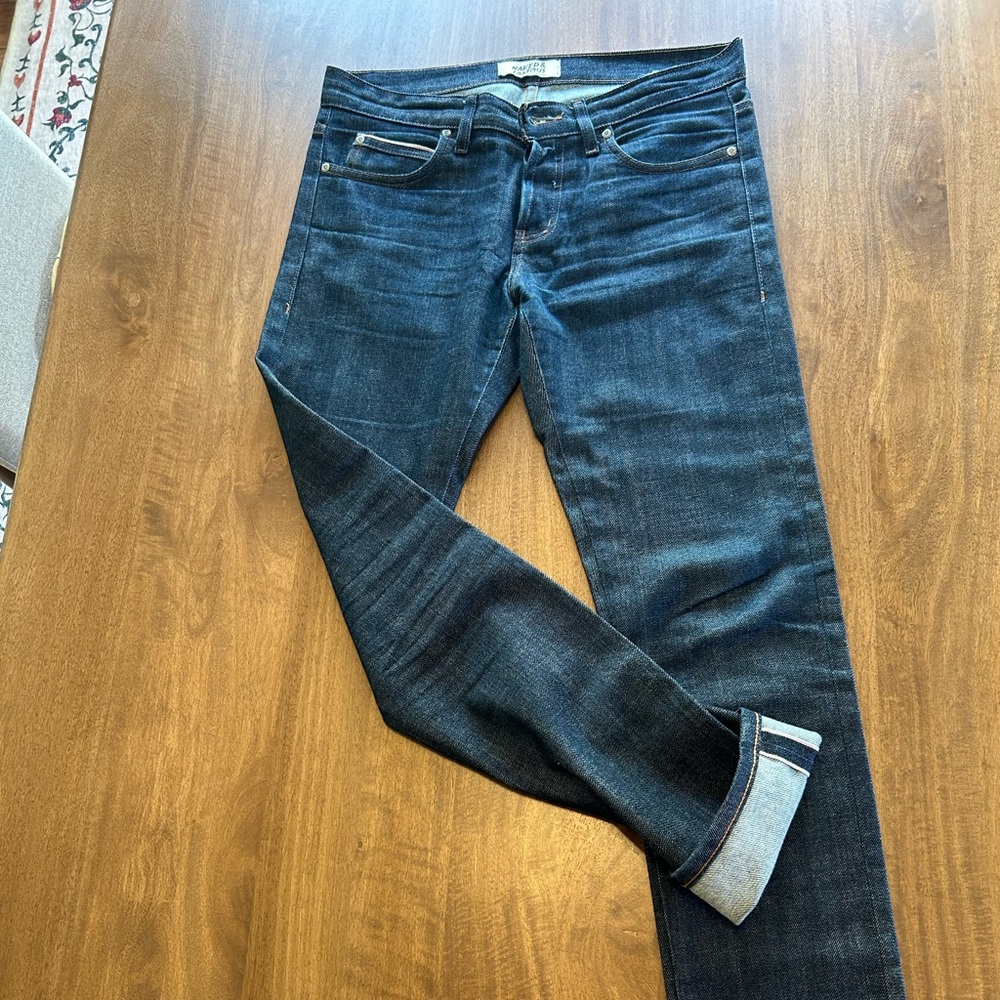 Super Guy Stretch Selvedge Naked & Famous Selvedge
Actual Waist 34"x33”